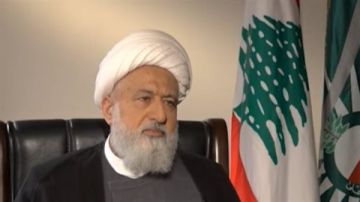 العلامة الخطيب يبرق إلى السيد الخامنائي مهنئا بالذكرى 47 للثورة الإيرانية العلامة الخطيب يبرق إلى السيد الخامنائي مهنئا بالذكرى 47 للثورة الإيرانية