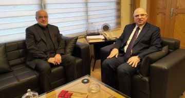 حيدر عرض للأوضاع مع السفير الإيراني