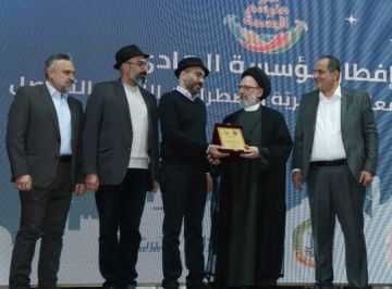 السيد فضل الله: استهداف أي طائفة أو مكون إنما هو استهداف للوطن ووحدته السيد فضل الله: استهداف أي طائفة أو مكون إنما هو استهداف للوطن ووحدته