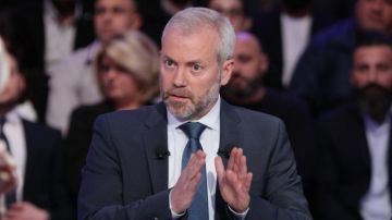 بالفيديو: بين القوات والكتائب... وهل حبشي باق؟