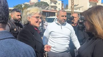 وزيرة التربية وصلت الى جديدة مرجعيون في زيارة الى مدارس الحافة الامامية في الجنوب