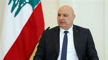 الرئيس عون في أسبانيا لطلب دعم الاتحاد الأوروبي لاتخاذ إجراءات حازمة لتطبيق بنود اتفاق وقف الأعمال العدائية الرئيس عون في أسبانيا لطلب دعم الاتحاد الأوروبي لاتخاذ إجراءات حازمة لتطبيق بنود اتفاق وقف الأعمال العدائية