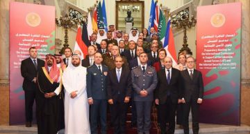 بالصور قائد الجيش يشارك في اجتماع القاهرة التحضيري لدعم الجيش وقوى الأمن