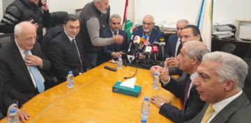 لقاء موسع في مصلحة سكك الحديد بحث في تطوير النقل المشترك وإعادة إحياء السكك الحديدية