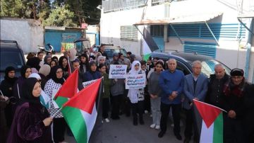 اعتصام جماهيري حاشد في مخيم البص رفضا لقرارات الأونروا وتحذيرا من المساس بحقوق اللاجئين