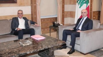 الحجار استقبل نوابا وتابع سير عمل مصلحة تسجيل السيارات