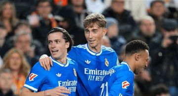 ريال مدريد يواصل الضغط على برشلونة بفوز ثمين على فالنسيا ريال مدريد يواصل الضغط على برشلونة بفوز ثمين على فالنسيا