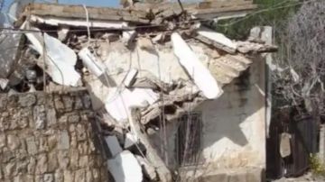 قصف.. وتضرر منزلين قصف.. وتضرر منزلين