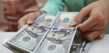 معلومة عن الدولار.. هذا ما قد يحصل لقيمته بسبب الضغوط
