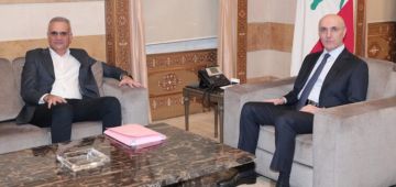 الحجار بحث مع نواب بشؤون إنمائية وخدماتية ومع قبرصلي بسير عمل مصلحة تسجيل السيارات