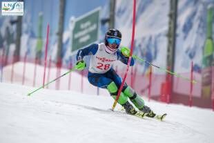 أندريا حايك خاض سباق التزلج الألبي ضمن الأولمبياد