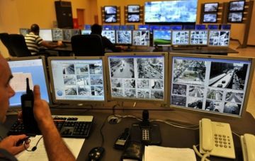 جريح بحالة حرجة نتيجة تصادم بين سيارة ودراجة نارية عند نفق شاتيلا باتجاه جسر المطار