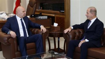 ضمانات مشروطة... رسالة أميركية إلى بعبدا: لا تصعيد في لبنان، إلا!