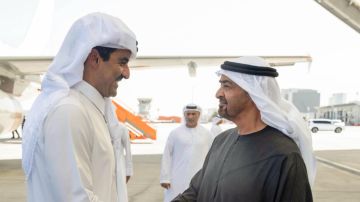 بالصور: أمير قطر في الإمارات