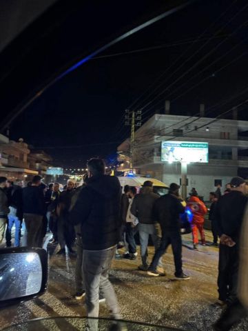 بالصورة : انزلاق آلية عسكرية لنقل السجناء في الكويخات قتيلة وجريحان بالصورة : انزلاق آلية عسكرية لنقل السجناء في الكويخات قتيلة وجريحان