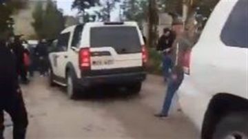 بالفيديو: منطقة خارج نطاقها دورية للـاليونيفيل تدخل بلدة وتواجه بالاعتراض! بالفيديو: منطقة خارج نطاقها دورية للـاليونيفيل تدخل بلدة وتواجه بالاعتراض!