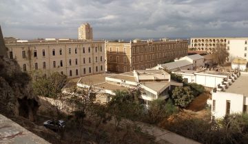 فنان الأجواء المتوسطية المسكون بمستغانم الجزائرية فنان الأجواء المتوسطية المسكون بمستغانم الجزائرية