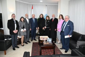 جابر بحث مع وفد من كتاب العدل ملاحظات حول تسهيل معاملات المواطنين جابر بحث مع وفد من كتاب العدل ملاحظات حول تسهيل معاملات المواطنين