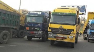 اتحاد نقابات الشحن والنقل والترانزيت: هذا القرار يهدد موقع لبنان كممر أساسي لحركة العبور في المنطقة اتحاد نقابات الشحن والنقل والترانزيت: هذا القرار يهدد موقع لبنان كممر أساسي لحركة العبور في المنطقة