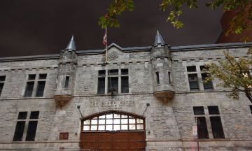 حريق يدمر كنيسة تاريخية في مونتريال