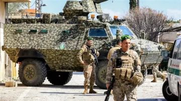 ضبط مواد أولية لتصنيع المخدرات خلال دهم منزل مطلوب ضبط مواد أولية لتصنيع المخدرات خلال دهم منزل مطلوب