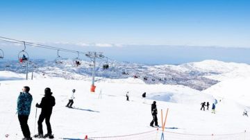 الأشقر يشيد بموسم التزلج: أسهم في تنشيط الحركة الاقتصادية الأشقر يشيد بموسم التزلج: أسهم في تنشيط الحركة الاقتصادية