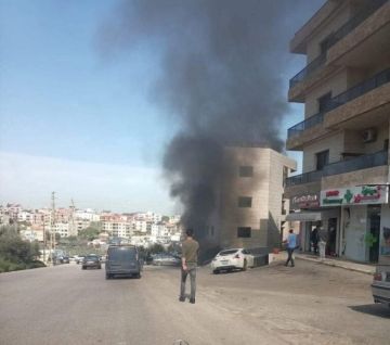 حريق كبير يطال مستودعا في ضهر العين والأسباب مجهولة