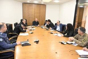 لجنة الشباب والرياضة تفتح ملف الطيران الشراعي