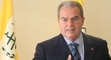 وديع الخازن: زيادة تعطى باليد لتستعاد باليد الأخرى من جيوب الناس وديع الخازن: زيادة تعطى باليد لتستعاد باليد الأخرى من جيوب الناس