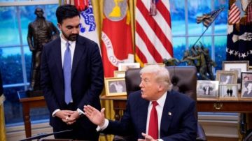 شيوعي لكنه طيب ترامب يقلب خطابه تجاه ممداني شيوعي لكنه طيب ترامب يقلب خطابه تجاه ممداني