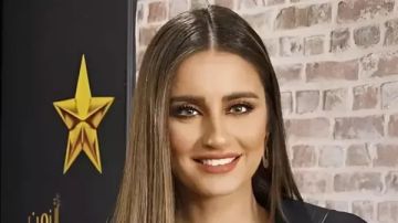 من داخل المصعد إيميه صياح بعفوية لافتة