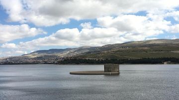 ارتفاع منسوب بحيرة القرعون: أمل بموسم واعد