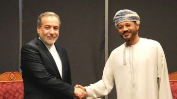 جنيف: عراقجي استعرض مع نظيره العماني وجهات نظر إيران بشأن القضايا النووية