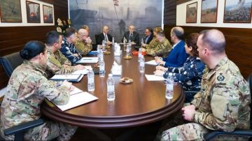 اجتماع في اليرزة... ما علاقة تحسين رواتب العسكريين؟