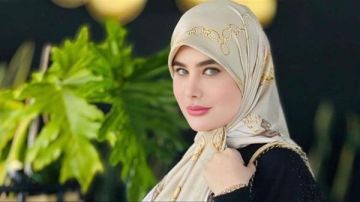 انجي خوري تتحجب مجددا.. وتكشف زواجها برجل شهير (فيديو) انجي خوري تتحجب مجددا.. وتكشف زواجها برجل شهير (فيديو)