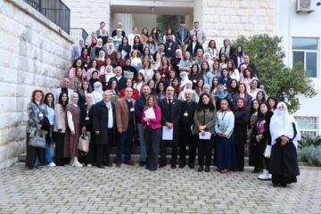 جامعة رفيق الحريري ومنظمة تمدن تنظمان ورشة حول الذكاء الاصطناعي في التعليم لتمكين المعلمين والمرشدين