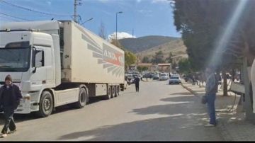 اتفاق لبناني سوري على آلية مؤقتة لتنظيم حركة الشاحنات عبر المصنع