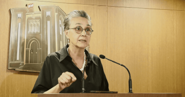 النائبة عون: ما يحصل على الحدود ليس حادثا زراعيا عاديا بل شكل من أشكال استخدام البيئة كأداة حرب