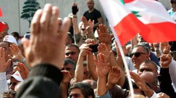 تجمع روابط القطاع العام دعا إلى النزول إلى الشارع في حال عدم تلبية المطالب تجمع روابط القطاع العام دعا إلى النزول إلى الشارع في حال عدم تلبية المطالب