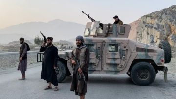 كابل تطلق عملية الرد عقب ضربات جوية باكستانية كابل تطلق عملية الرد عقب ضربات جوية باكستانية