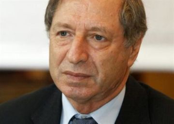 محفوظ أمل من الوسائل الاعلامية نشر الاعلان التوجيهي المتعلق بحث المواطنين على الإطلاع على القوائم الإنتخابية