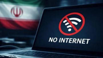 إيران تخفف قيود الإنترنت... وخسائر يومية بالملايين إيران تخفف قيود الإنترنت... وخسائر يومية بالملايين