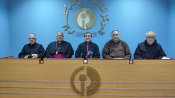 مؤتمر صحافي في اليوبيل المئوي الثامن لعبور القديس فرنسيس الأسيزي إلى الحياة في المركز الكاثوليكي مؤتمر صحافي في اليوبيل المئوي الثامن لعبور القديس فرنسيس الأسيزي إلى الحياة في المركز الكاثوليكي