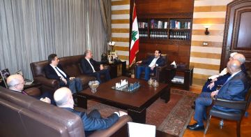 بو صعب وكنعان وأبي رميا وعون زاروا الحريري وعرضوا الأوضاع العامة بو صعب وكنعان وأبي رميا وعون زاروا الحريري وعرضوا الأوضاع العامة