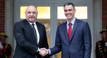 الرئيس عون خلال لقائه رئيس الوزراء الإسباني: نثمن دعم إسبانيا للبنان خصوصا دعمها المتواصل للجيش اللبناني الرئيس عون خلال لقائه رئيس الوزراء الإسباني: نثمن دعم إسبانيا للبنان خصوصا دعمها المتواصل للجيش اللبناني