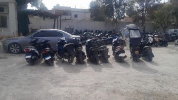 بالصور: دوريات وحواجز... ومخالفات!