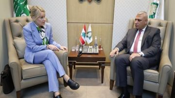 برامج العودة الطوعية للاجئين السوريين على طاولة شقير وبيلينغ