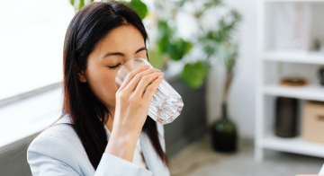 شرب المياه يحسن وظائف الدماغ شرب المياه يحسن وظائف الدماغ