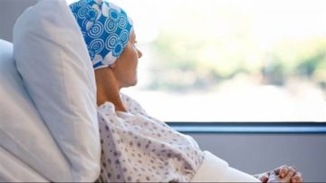 وزير الصحة شارحا الأسباب: وفيات السرطان في لبنان من الأعلى عالميا!