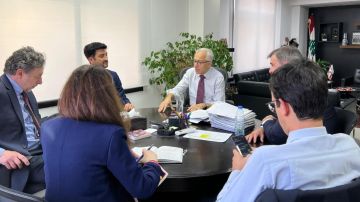 البساط بحث مع وفد صندوق النقد في ملاحظاته والإصلاحات